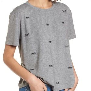 CURRENTLY IN LOVE EMBROIDERED EYELASH TEE